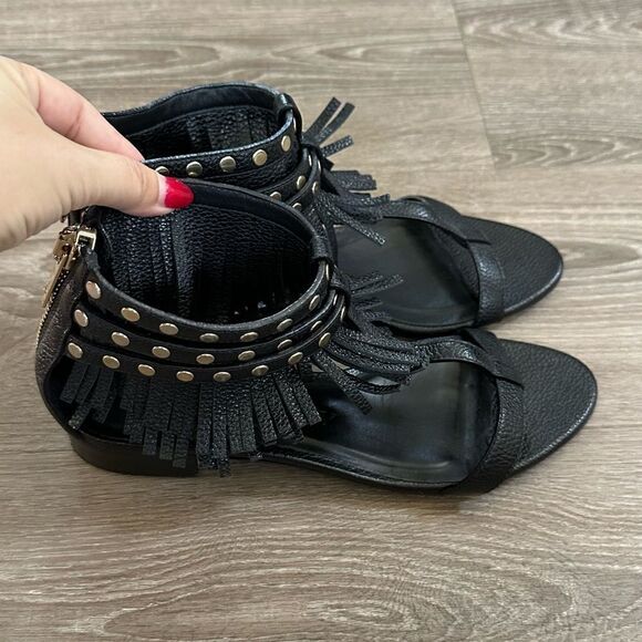 Burberry Gladiator Black Leather Studded Sandals Made in Italy, Size 38 - Picture 2 of 10
